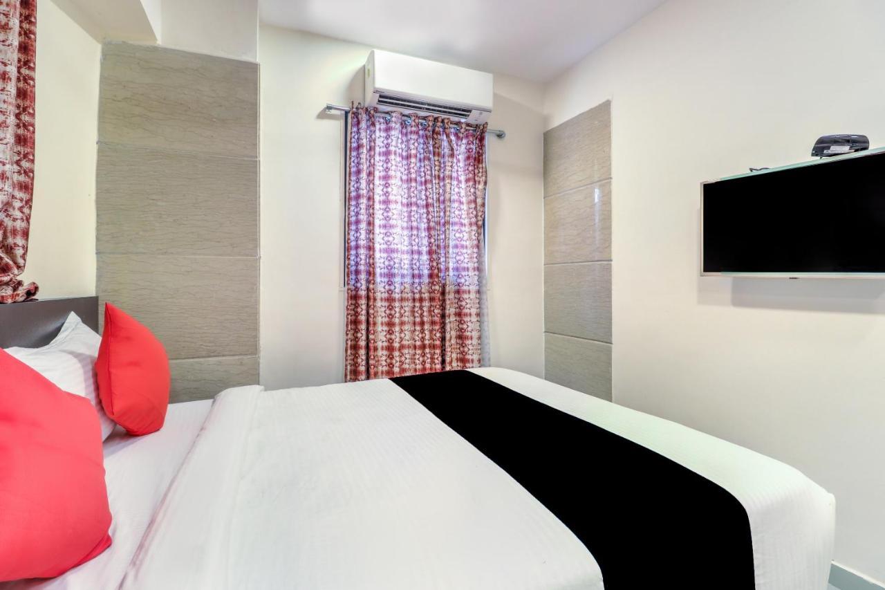 Hotel Crystal Inn Bombaj Zewnętrze zdjęcie
