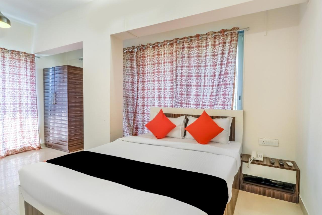 Hotel Crystal Inn Bombaj Zewnętrze zdjęcie