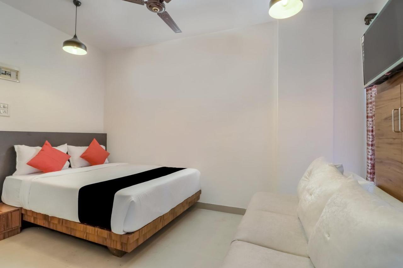 Hotel Crystal Inn Bombaj Zewnętrze zdjęcie