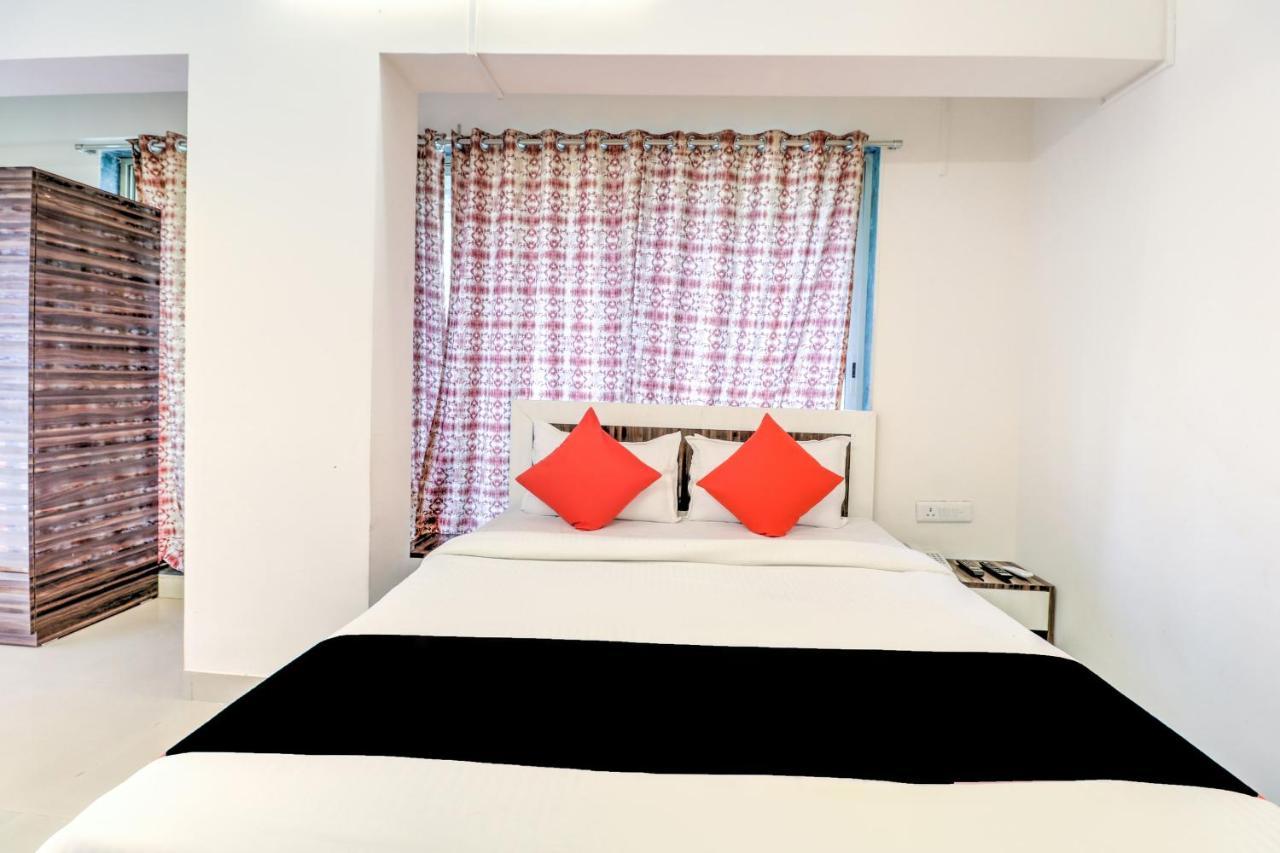 Hotel Crystal Inn Bombaj Zewnętrze zdjęcie